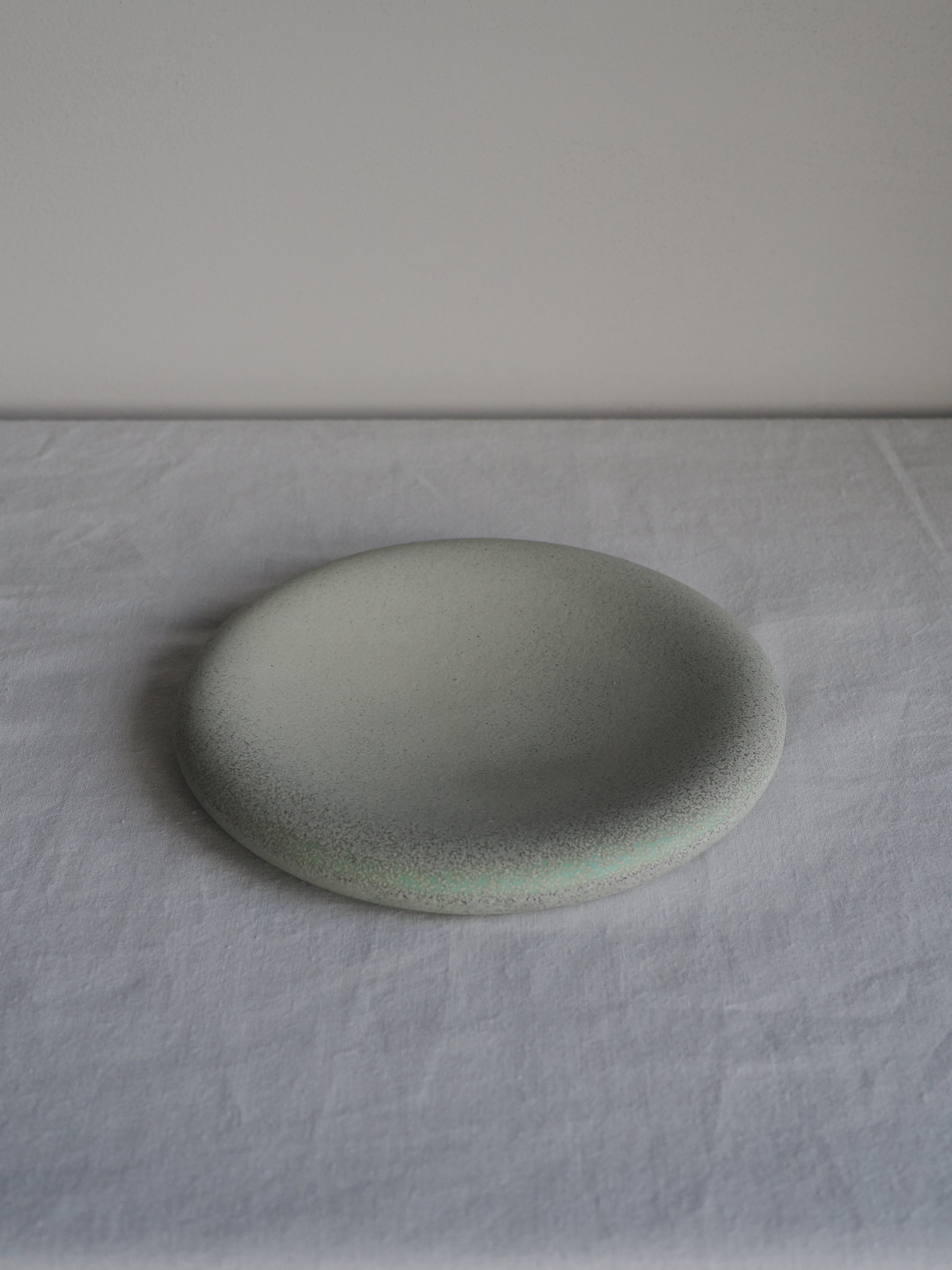 ぷっくりplate (M) F / mushimegane books.