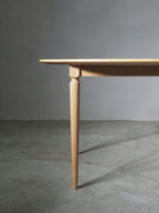 ST021 #Round Table