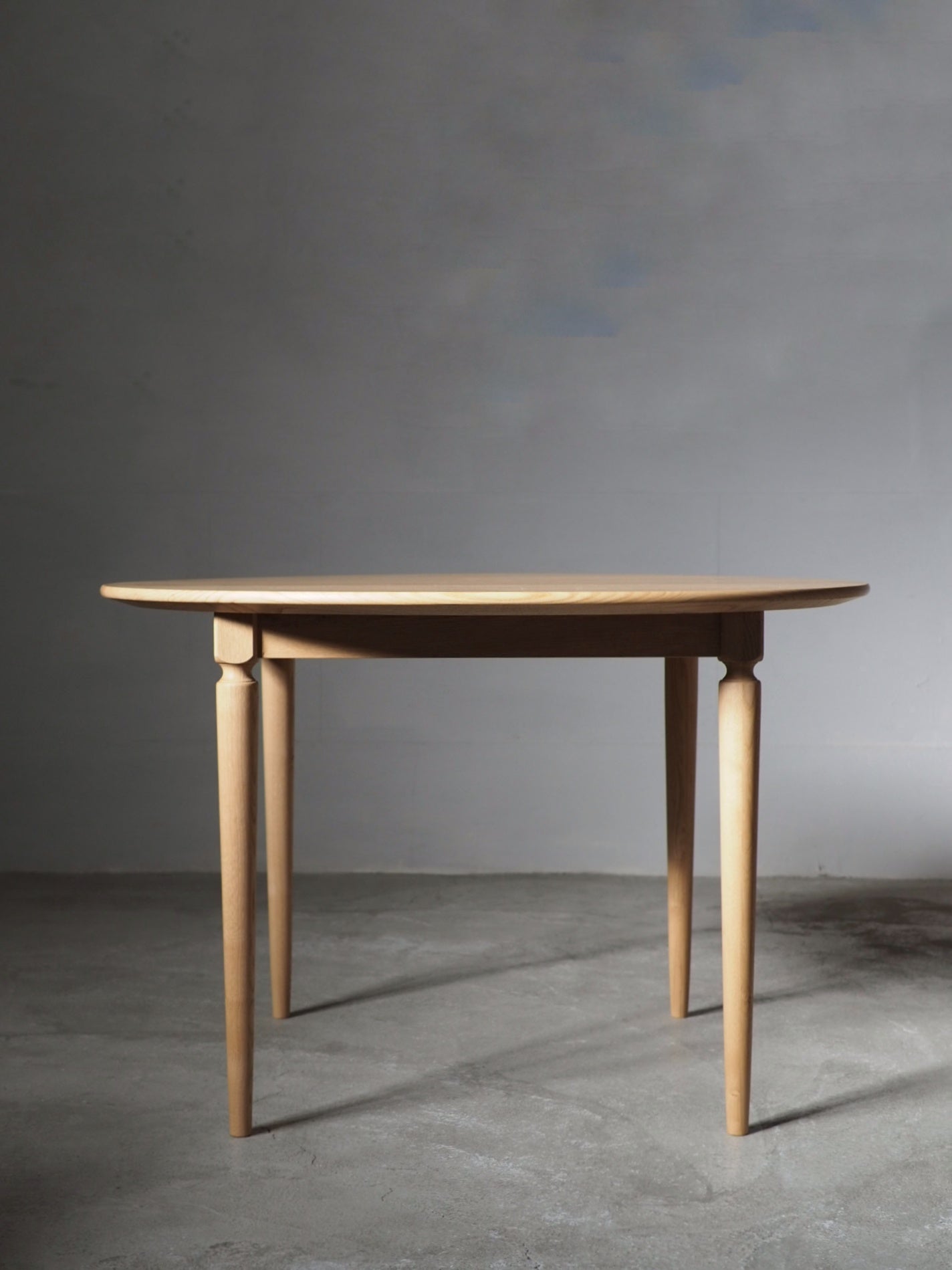 ST021 #Round Table