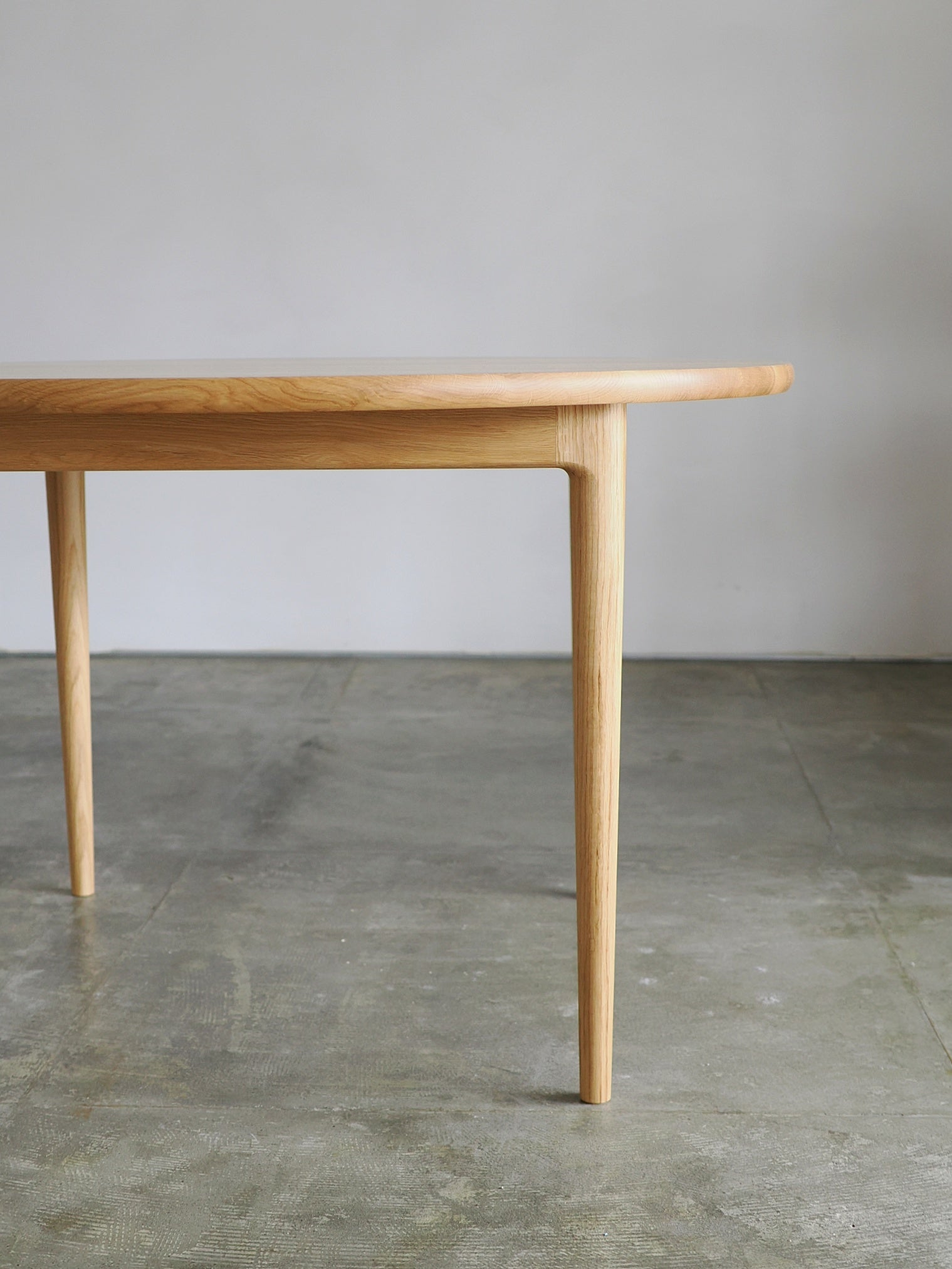 ST011 #Round Table