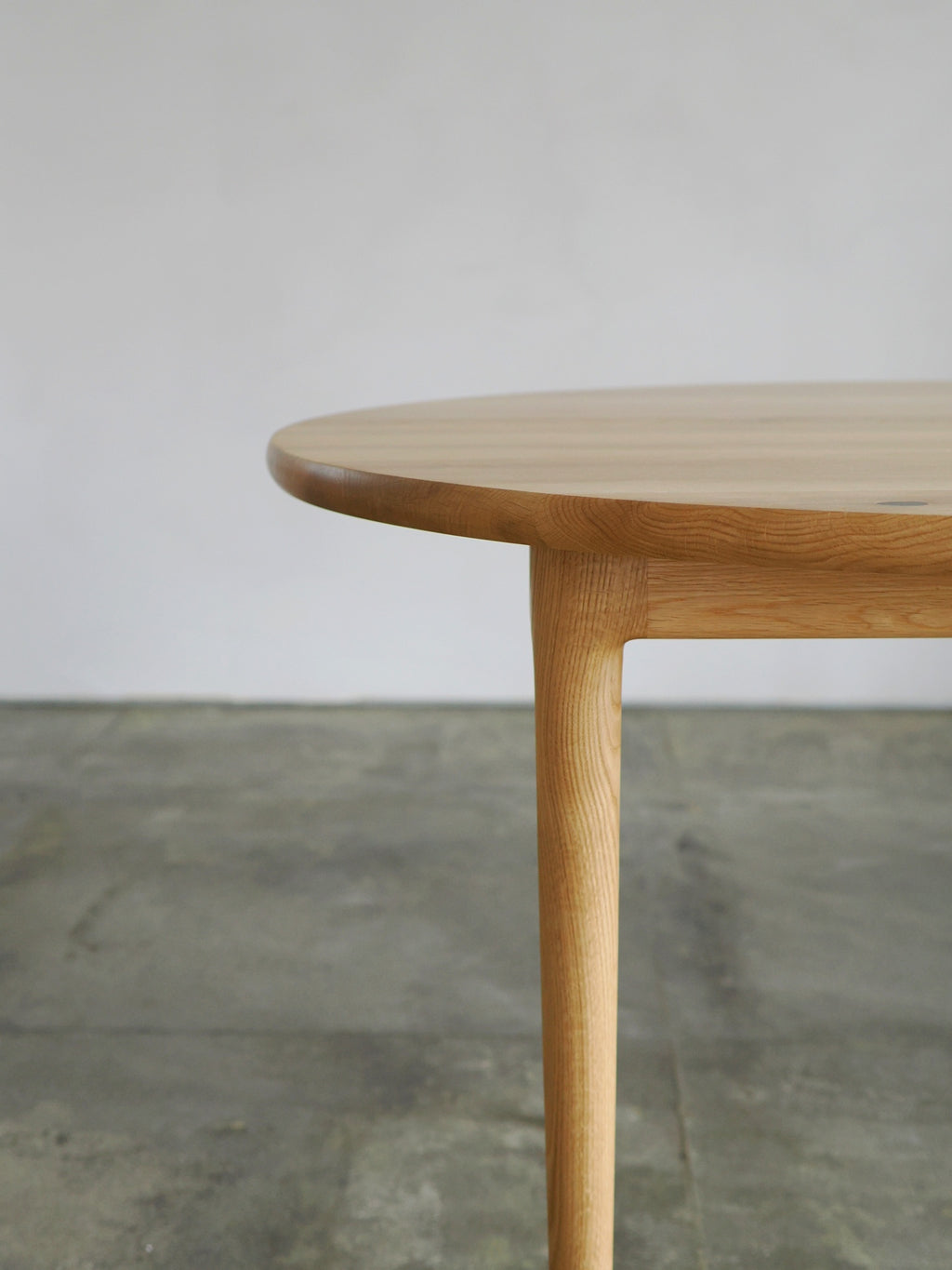 ST011 #Round Table
