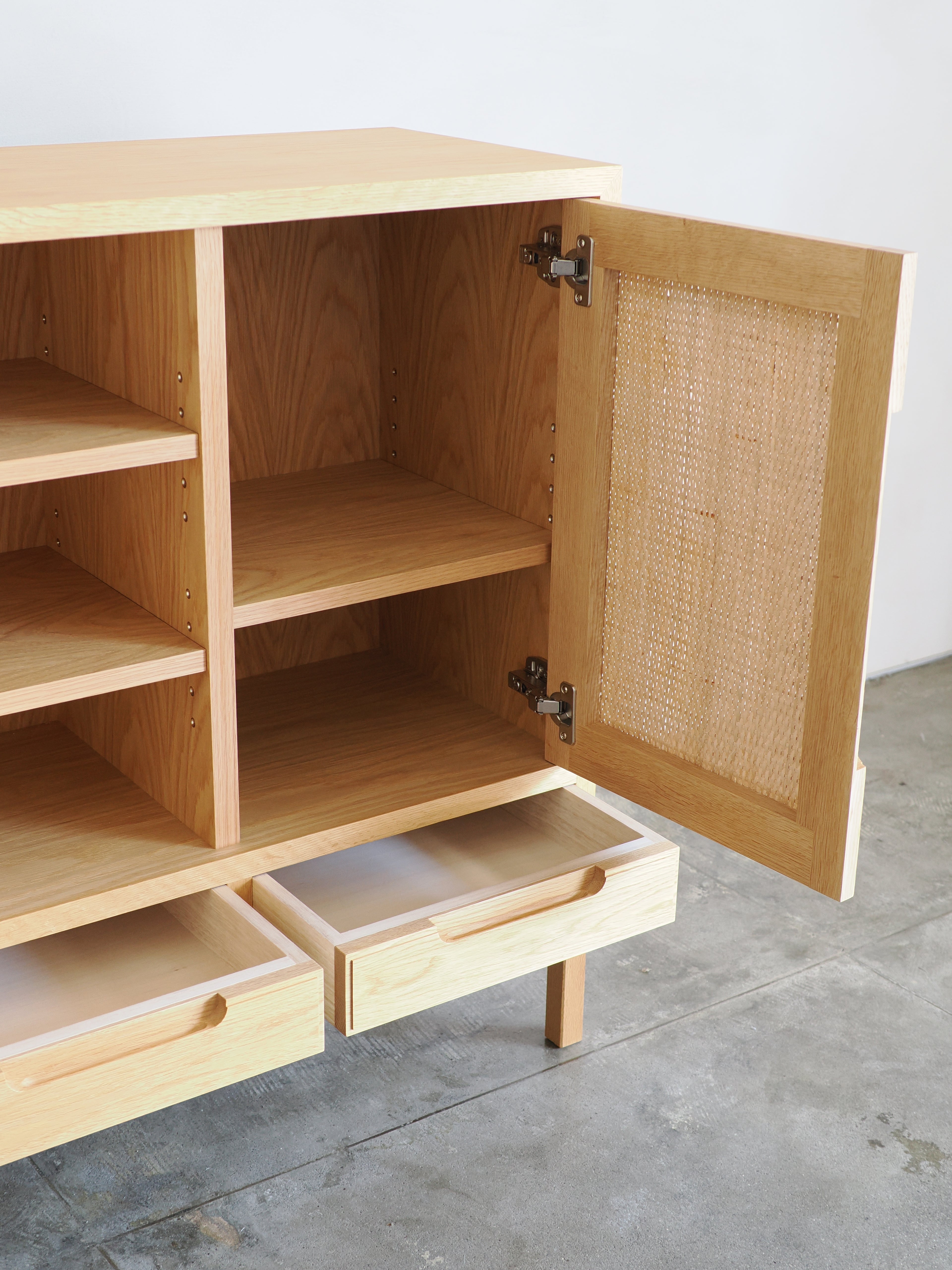 SC003 #cabinet