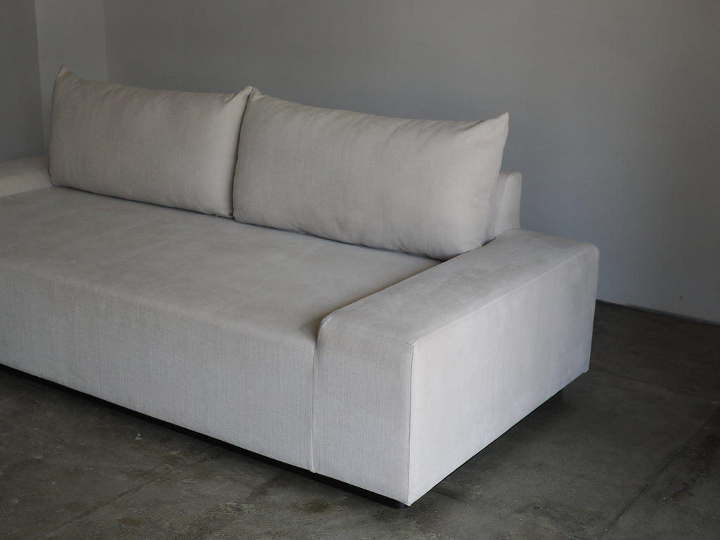 CHIC Sofa
