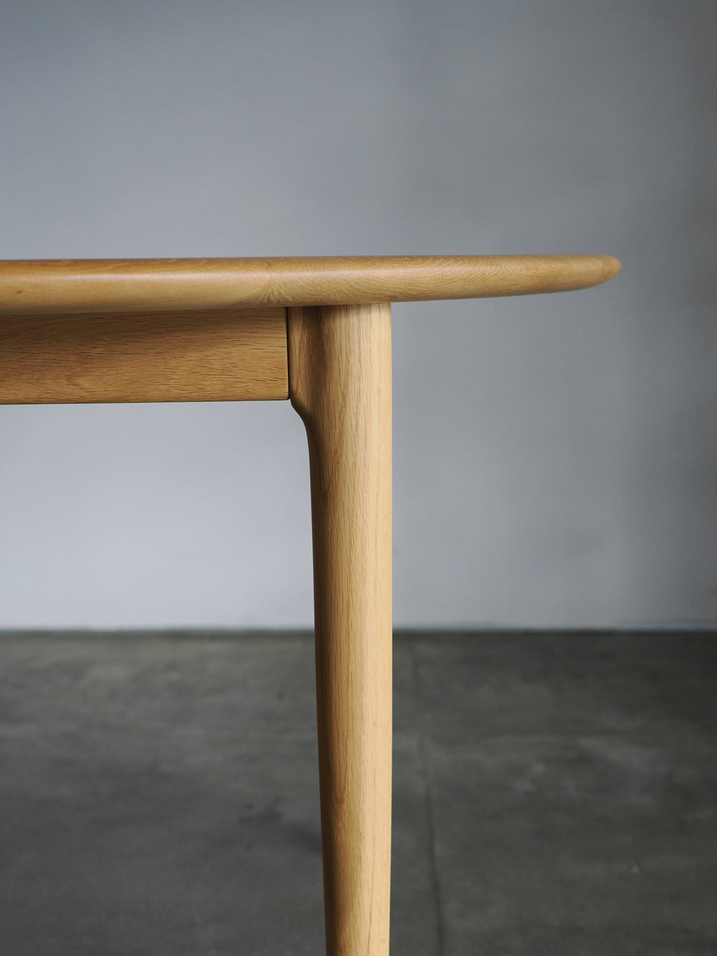 ST016 #Round Table