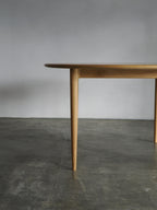 ST016 #Round Table