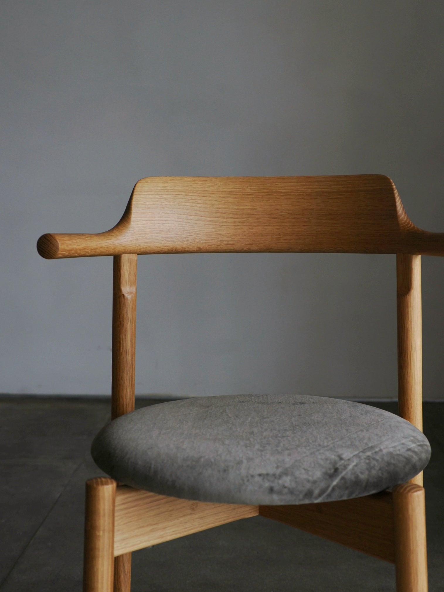 tsubura chair