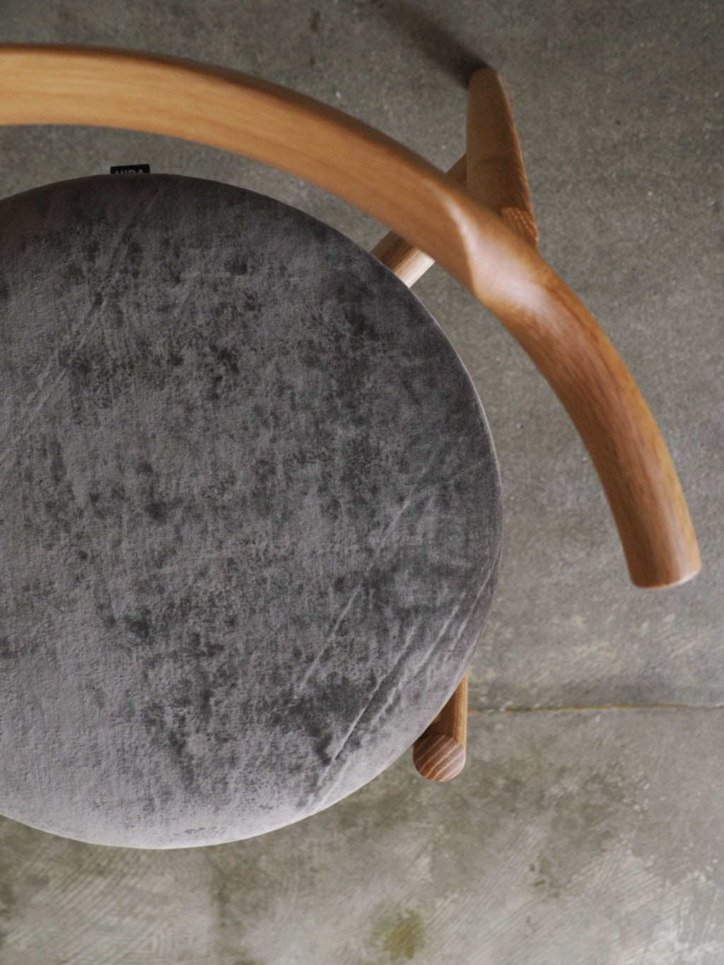 tsubura chair
