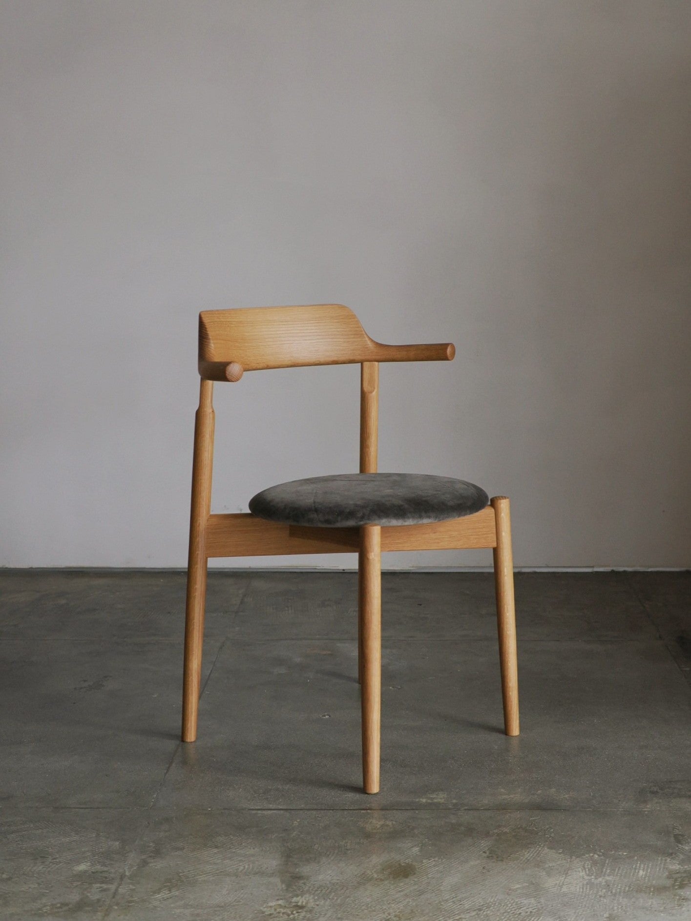 tsubura chair