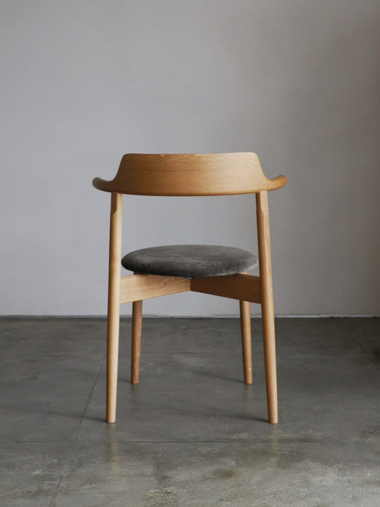 tsubura chair