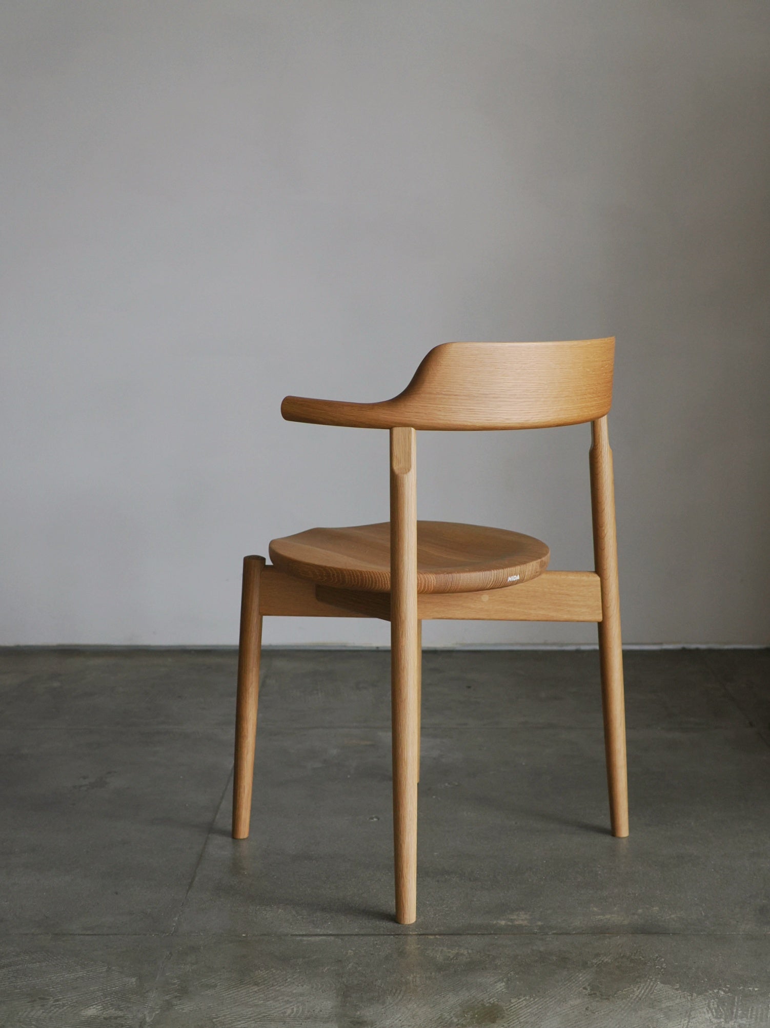 tsubura chair