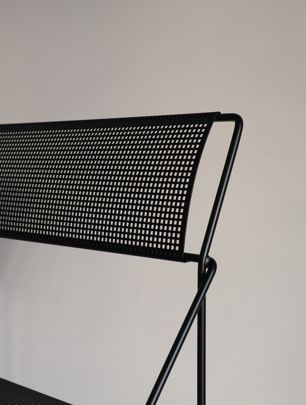 X-LINE CHAIR