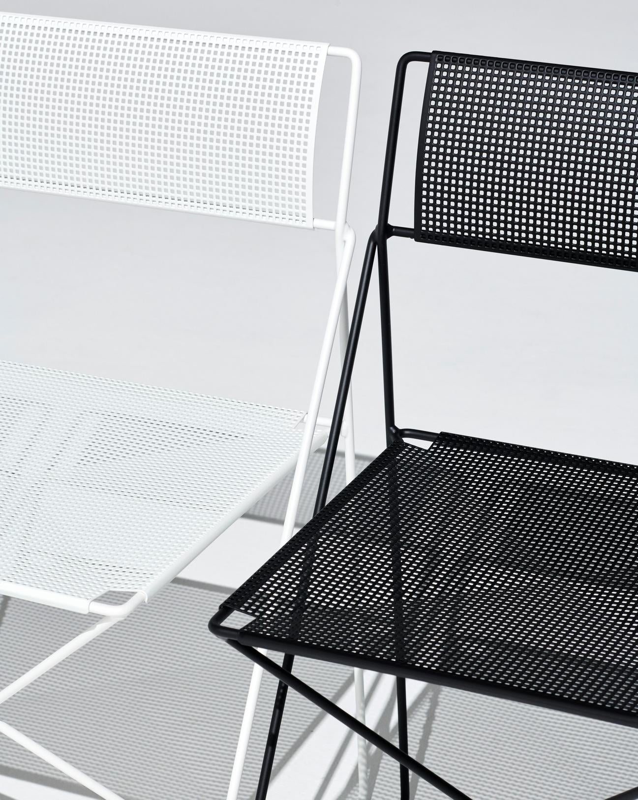 X-LINE CHAIR