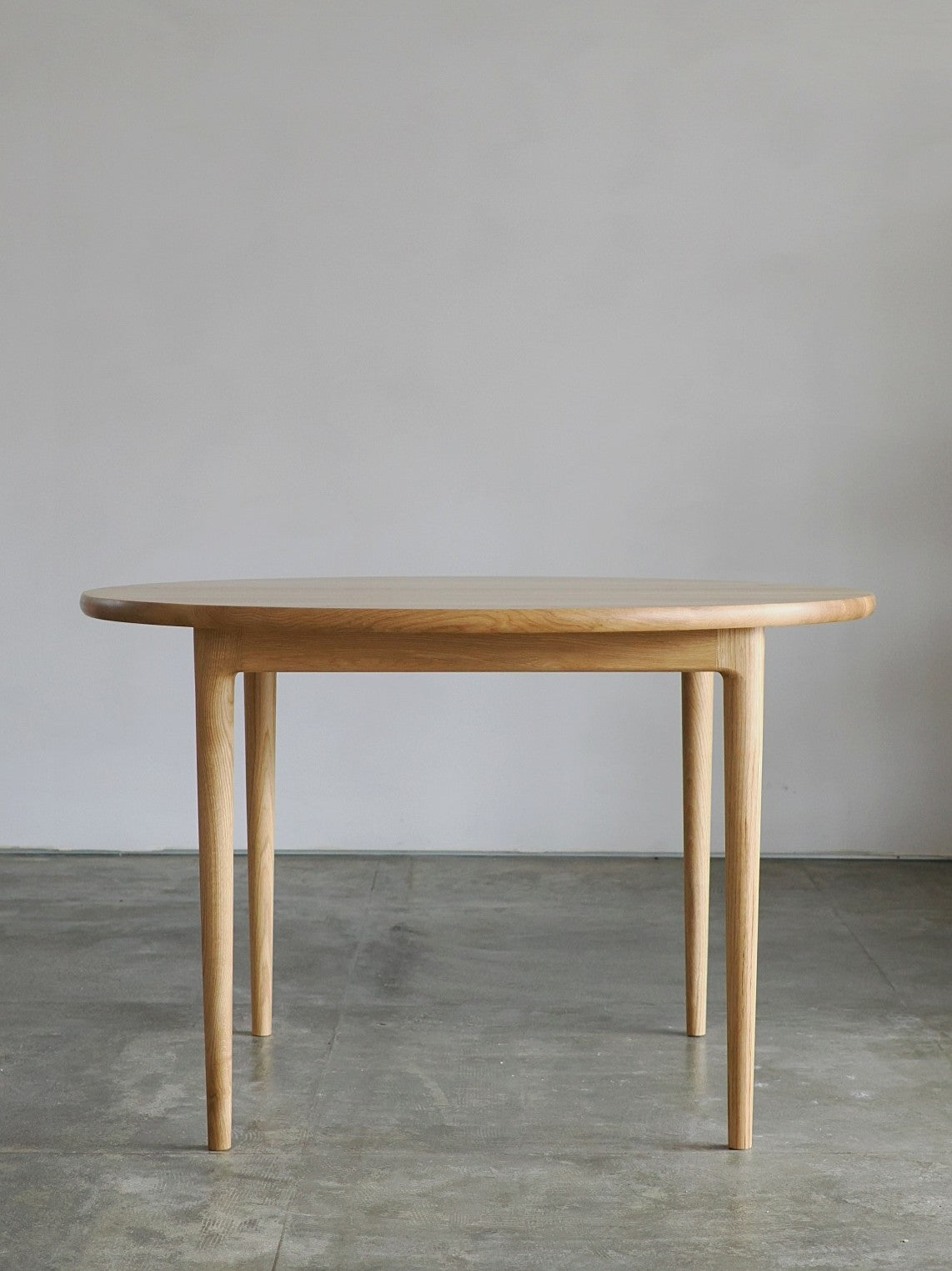 ST011 #Round Table